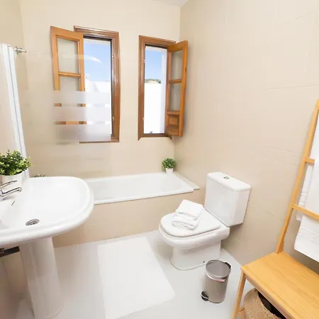 Piso Con Encanto Andaluz Apartment *